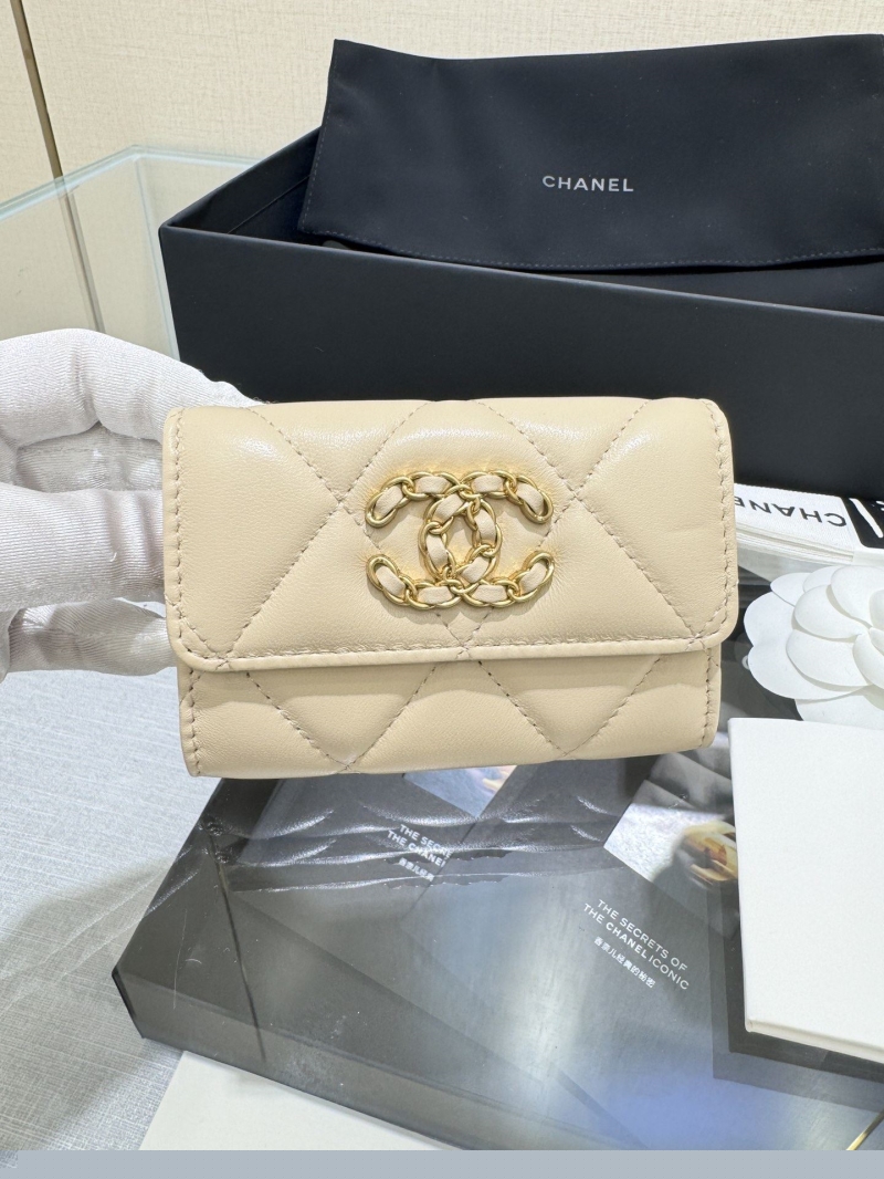 Ch*el wallets